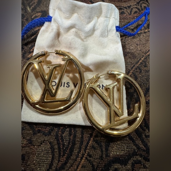 Louis Vuitton Gold Logo Earrings -Louise - Picture 8 of 9